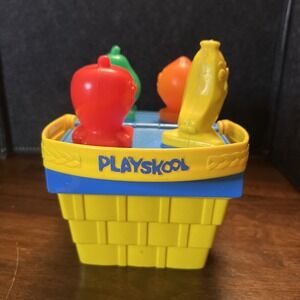 Vintage 1980s PLAYSKOOL‎ Fruit SHAPE SORTER Picnic Basket Motor Skills Learning